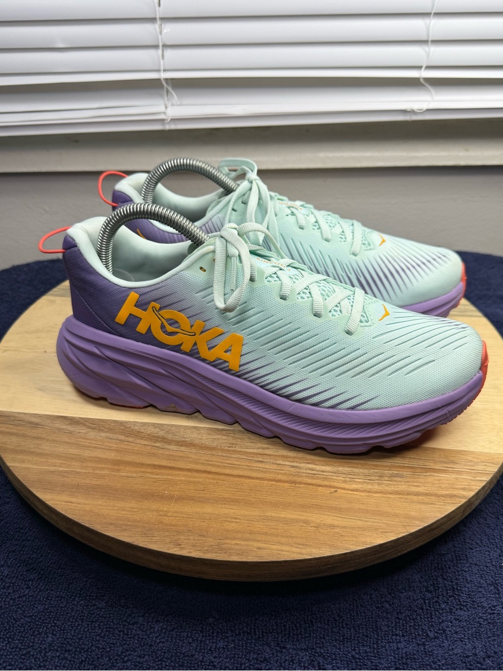 Hoka Rincon 3 (Women’s 8)